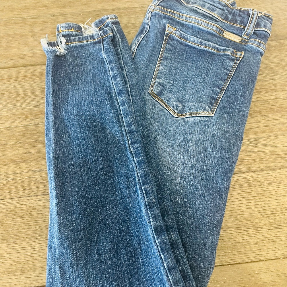 KanCan Distressed Skinny Jeans size 5/26 - Picture 2 of 4